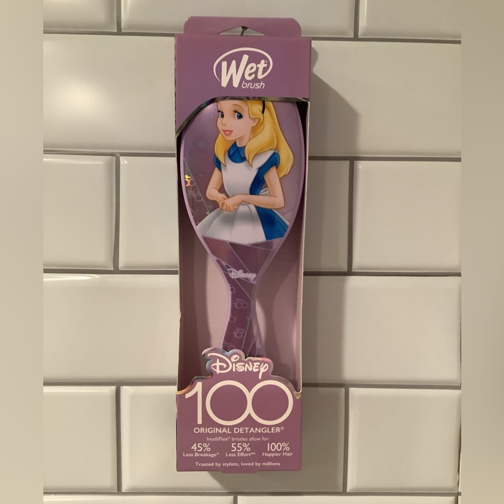 Alice in wonderland wet brush